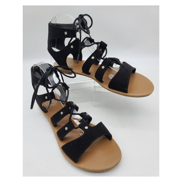 SO Womens 9 M Beacon Black Gladiator Strappy Casual Flats Faux Suede Studs - Picture 1 of 8